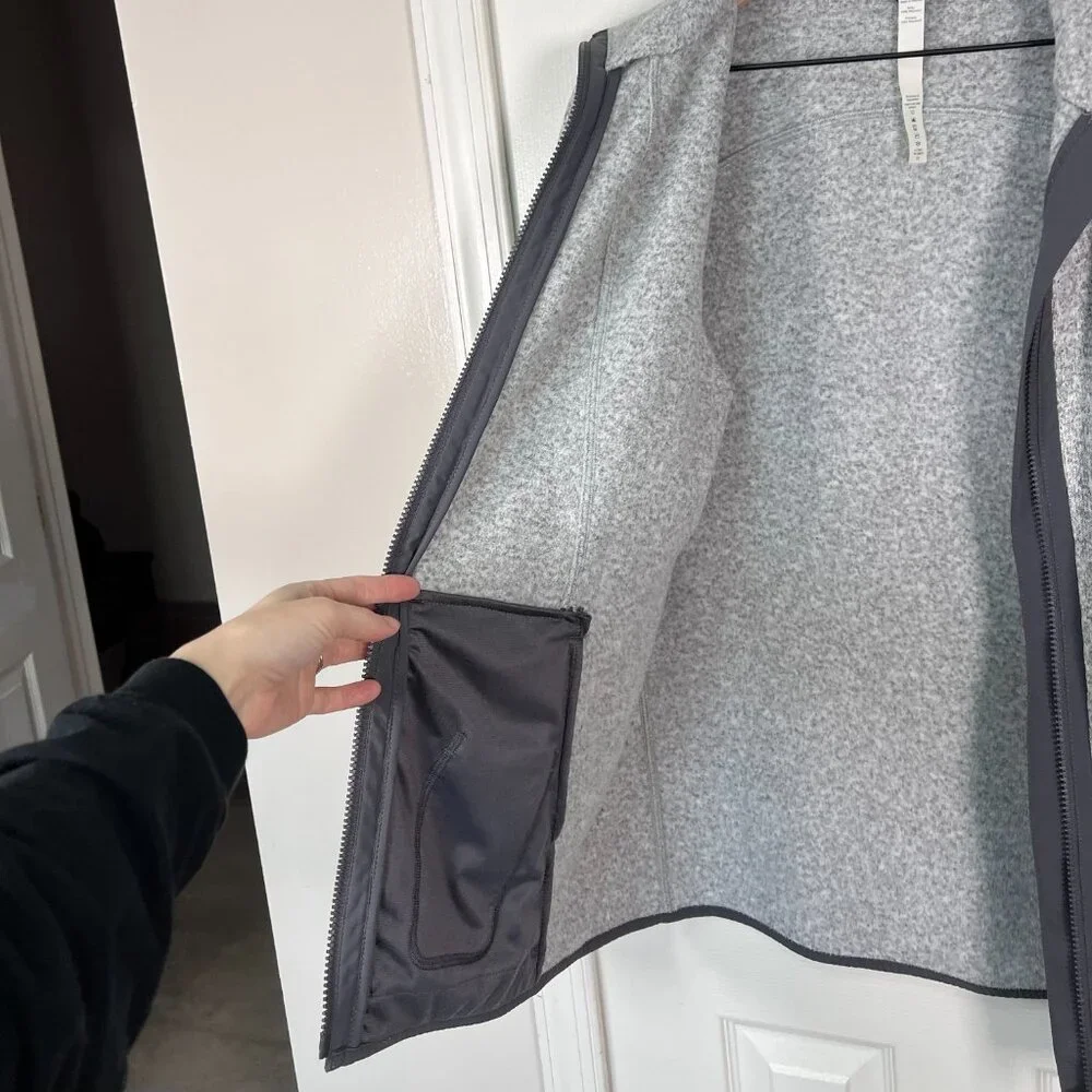 Lululemon It's Fleecing Cold Jacket Size 10 Heathered Grey Double Zipper